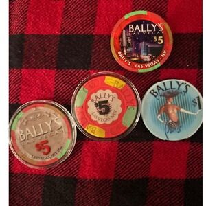 Ballys Las Vegas lot Casino Poker Chips Collection Five Dollar One  vintage